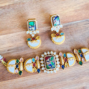 Multicolored choker set